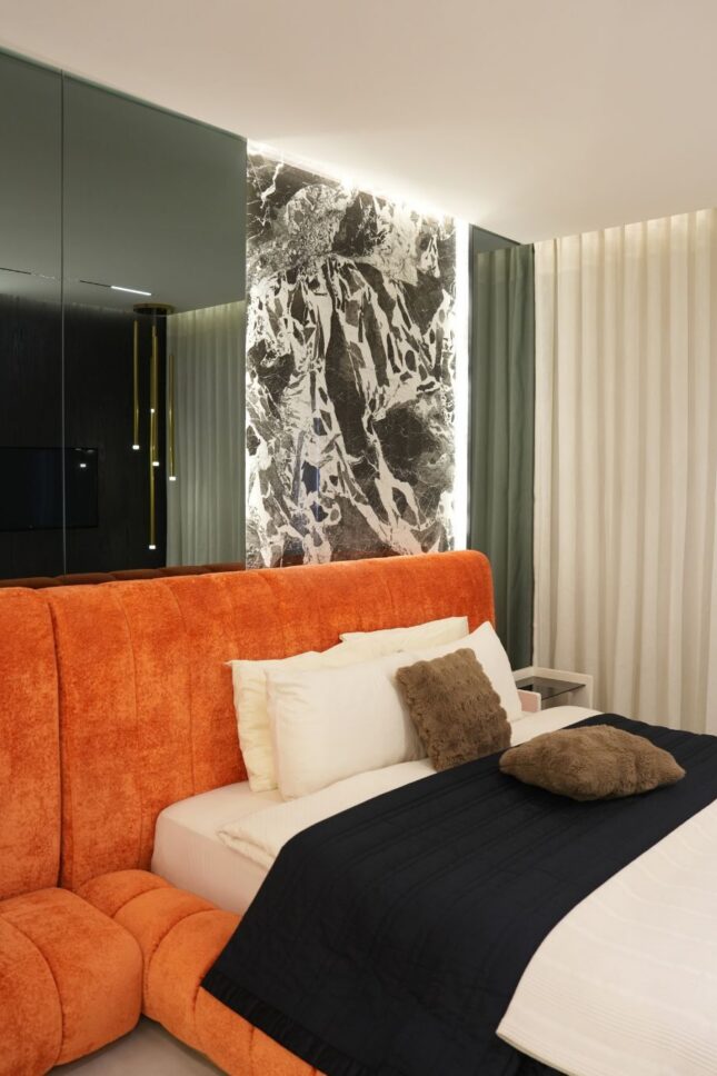 The Veined Perspective Bedroom Nero Antico