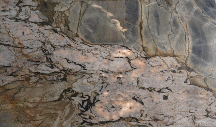 Tempest Crystal Quartzite Backlit 15778