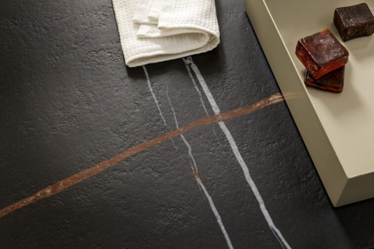 Sahara noir extra laminam zicana boutique 578900